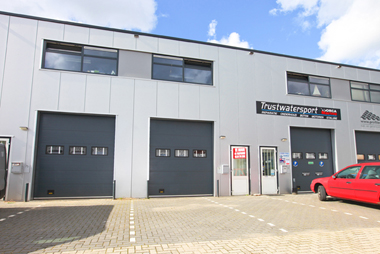 Te koop in Zwanenburg: bedrijfsunits